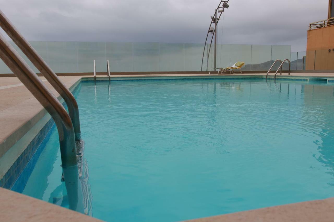 Piso Con Piscina Y Garaje En La Playa De Las Canteras Las Palmas de Gran Canaria Eksteriør bilde